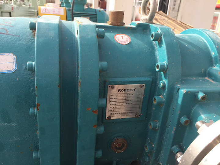 化學品輸送卸車桃色在线视频观看 化學品輸送卸車桃色在线视频观看