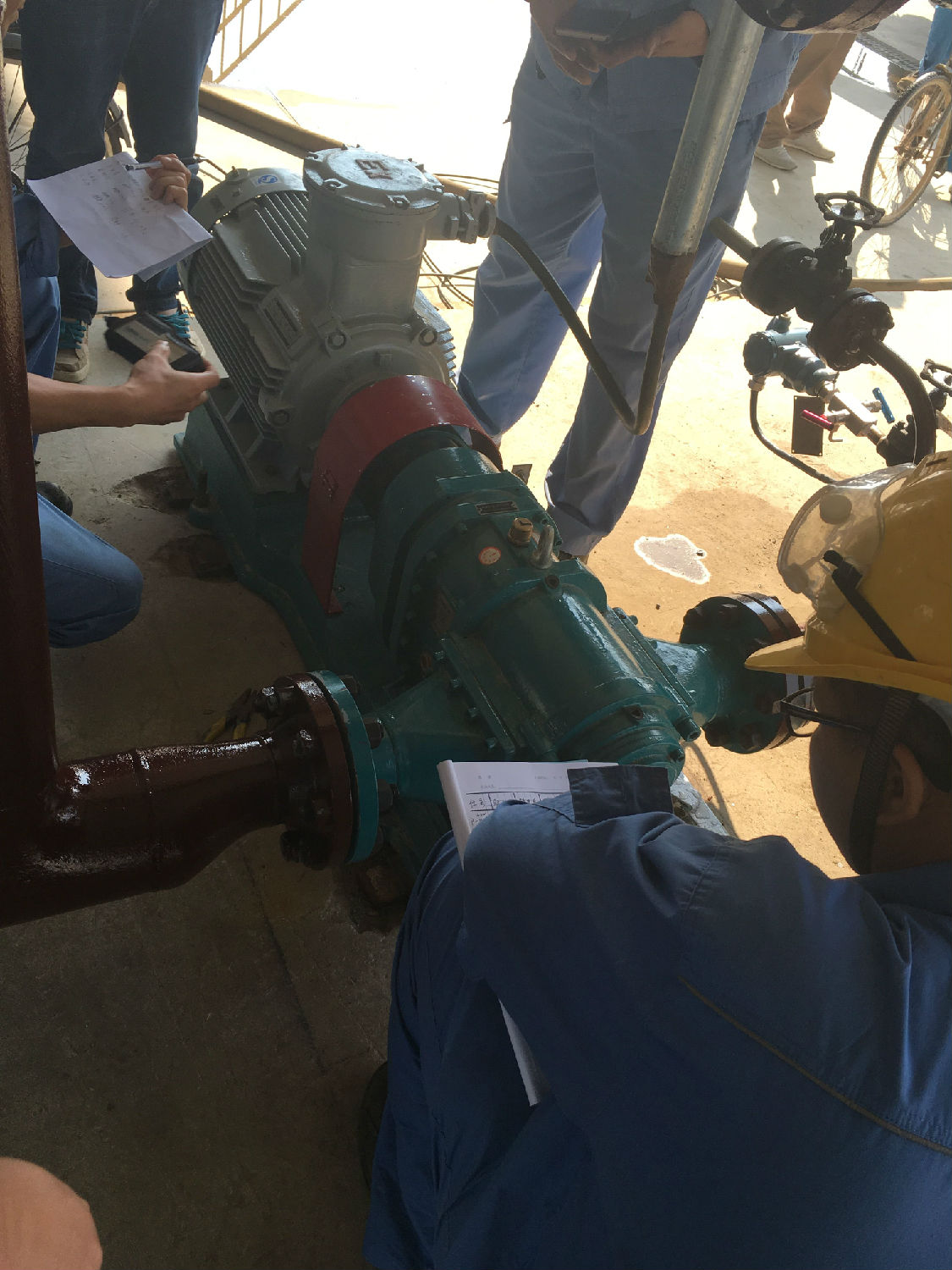 91桃色网站下载銷售工程師服務現場（二）