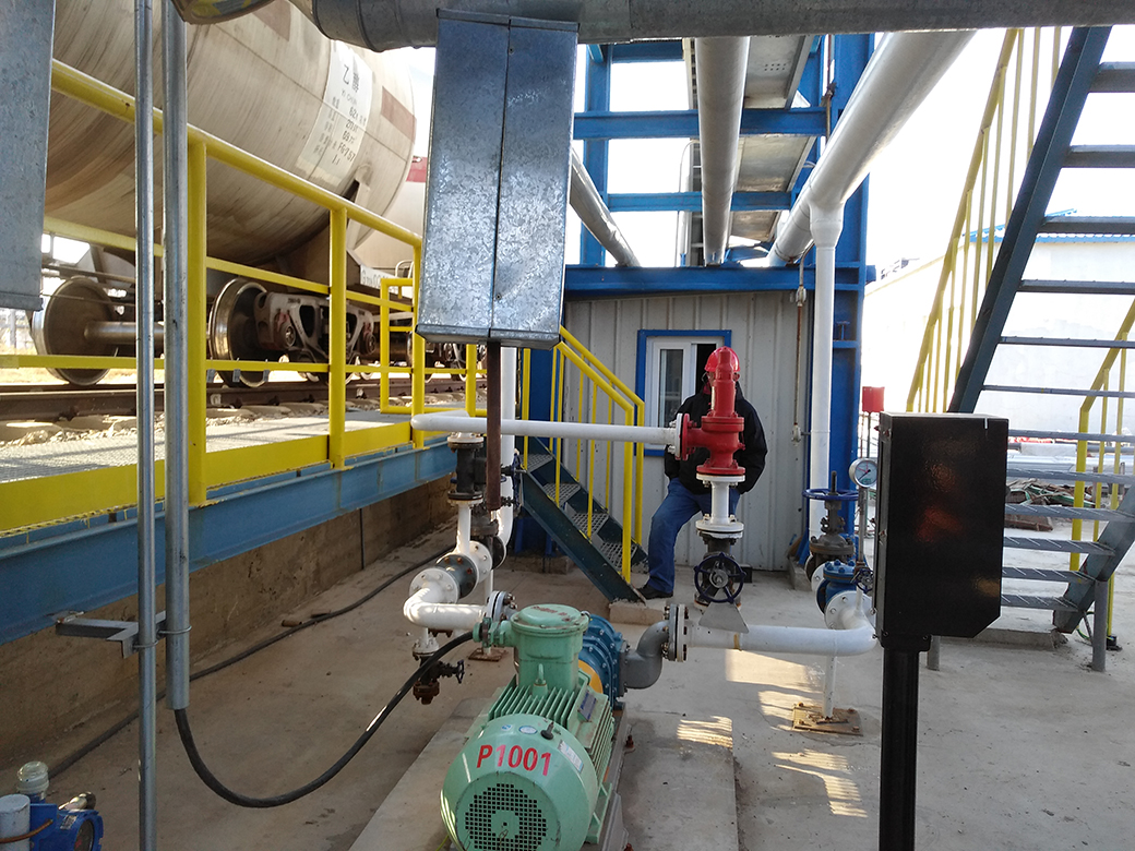 91桃色网站下载火車棧橋卸車泵