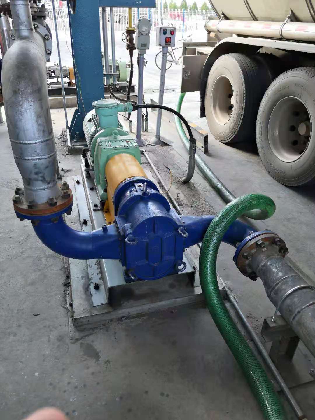 91桃色网站下载石腦油卸車泵