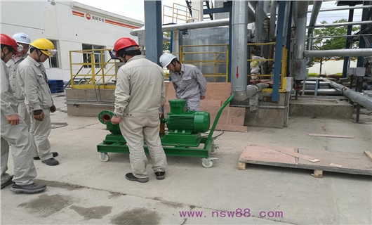 罐底汙油自吸泵(移動式) 罐底汙油自吸泵(移動式)